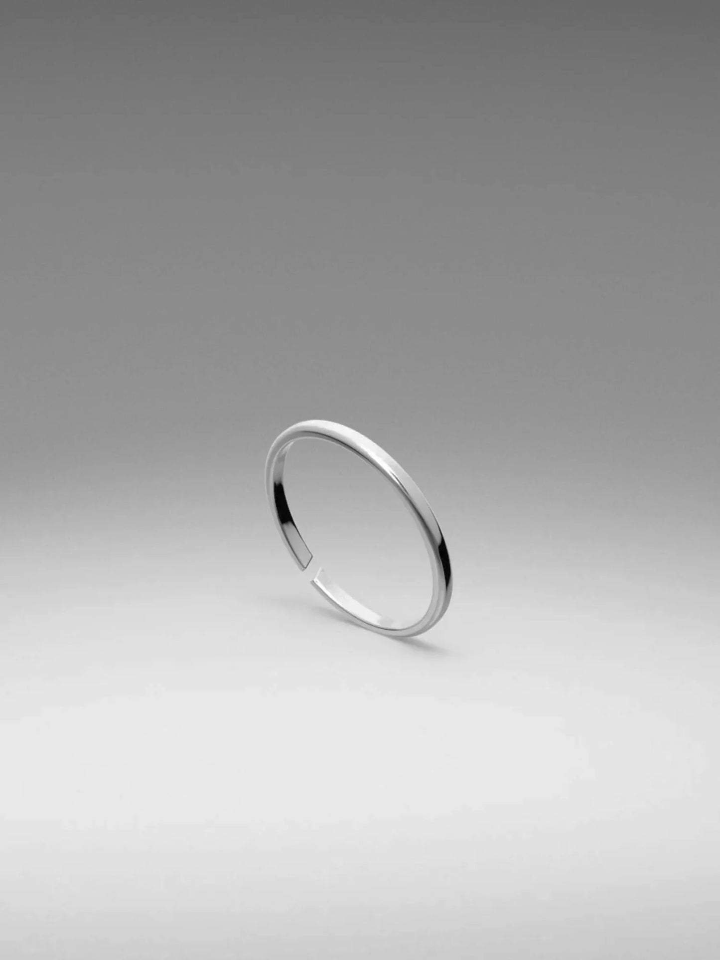 VL. Adjustable Classic Steel Ring - VALORE