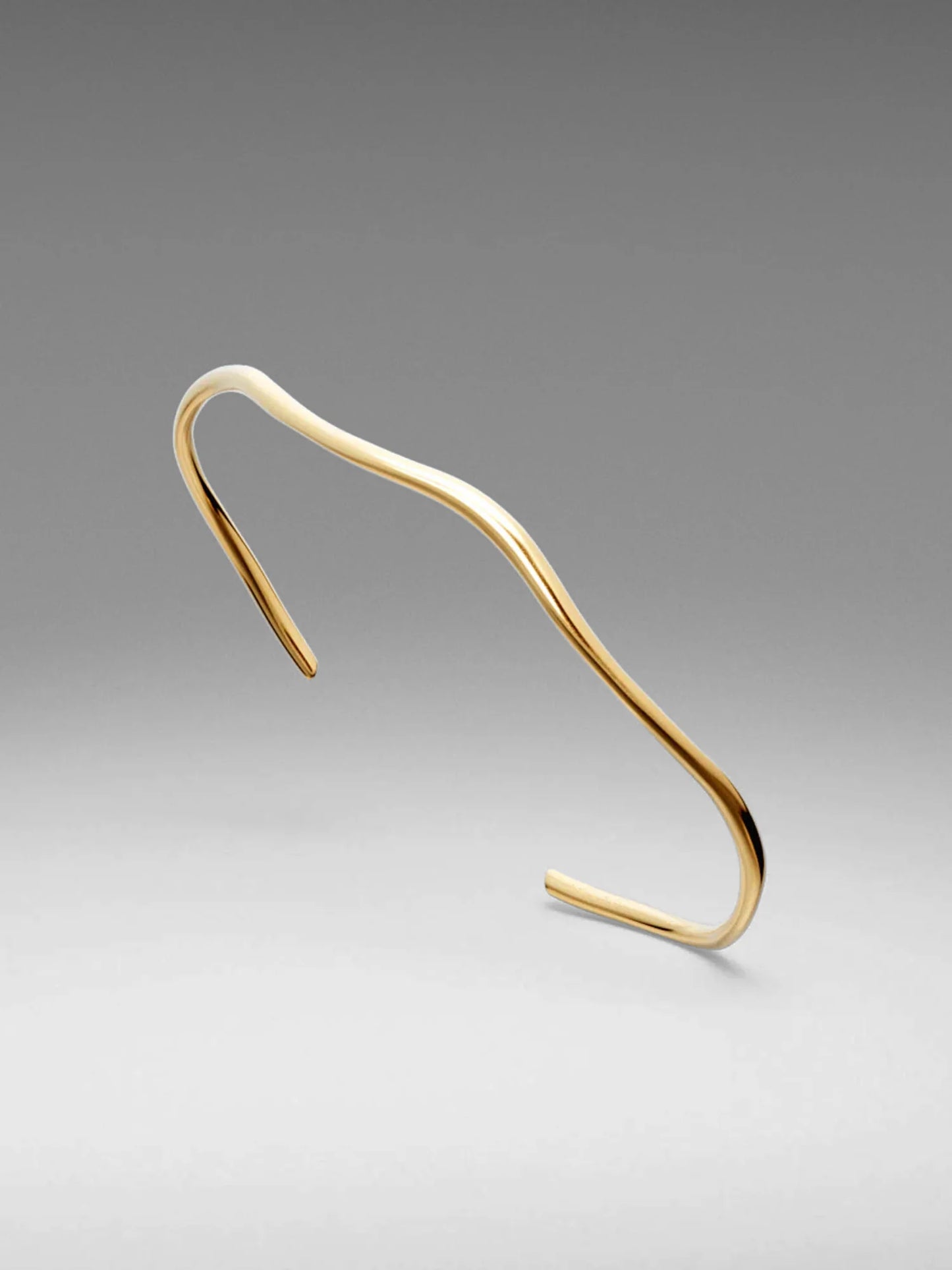 VL. Adjustable Gold Fluid Cuff - VALORE